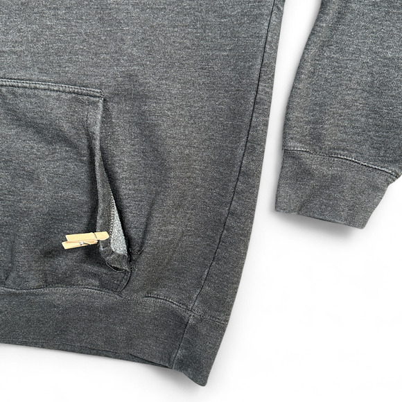 Vintage Smith Wesson Sweater Adult MEDIUM Gray Hoodie Firearms Promo Logo Y2K - Picture 6 of 8